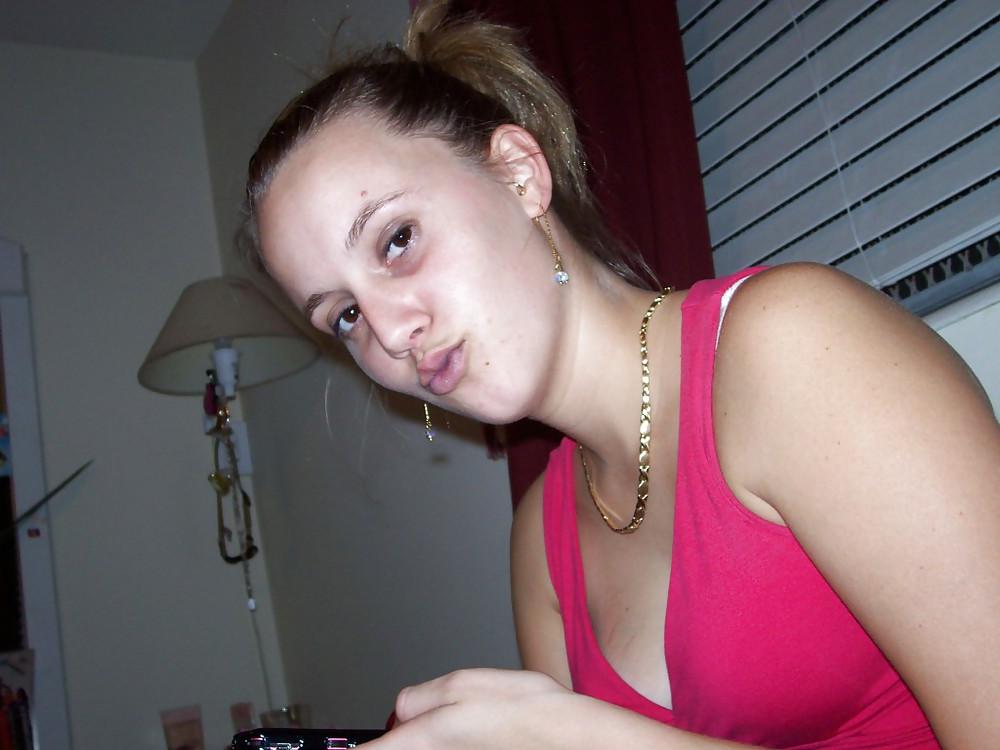 25P REAL GIRLS FROM AROUND THE WORLD - SARAH