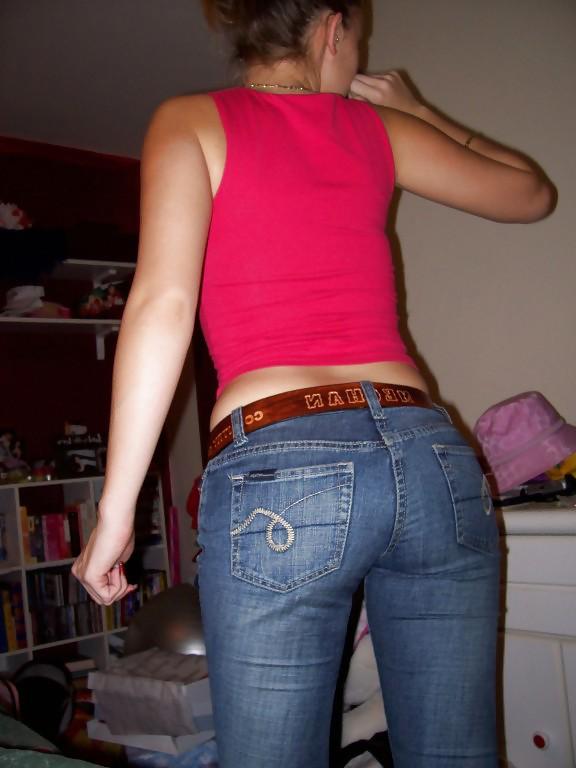 25P REAL GIRLS FROM AROUND THE WORLD - SARAH