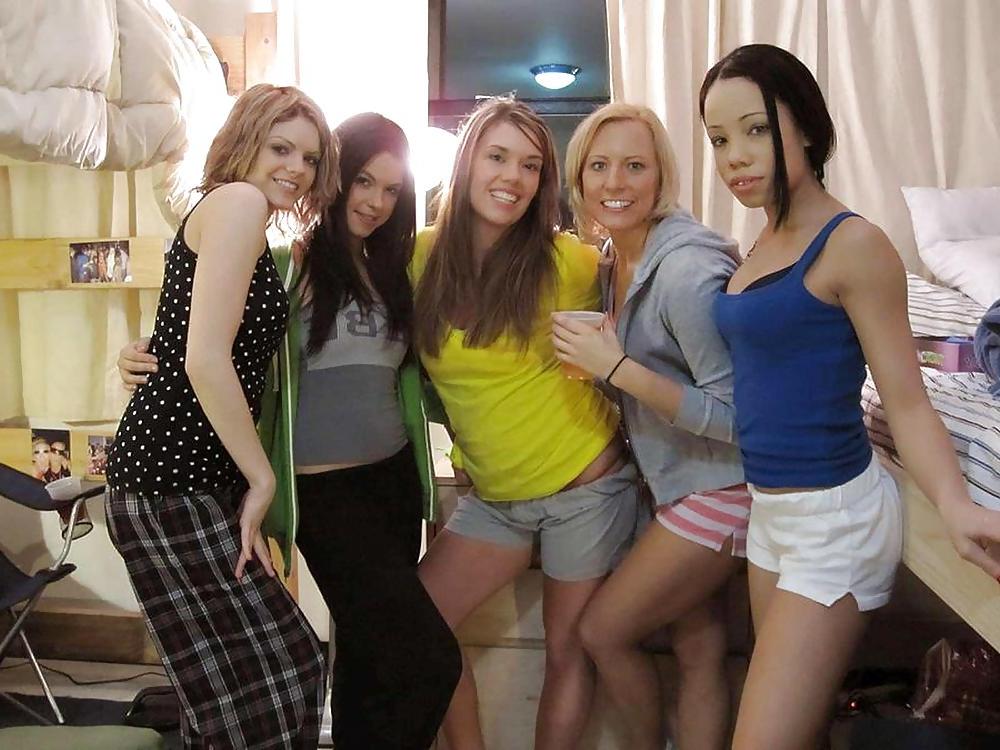 25P Besoffenes party girl