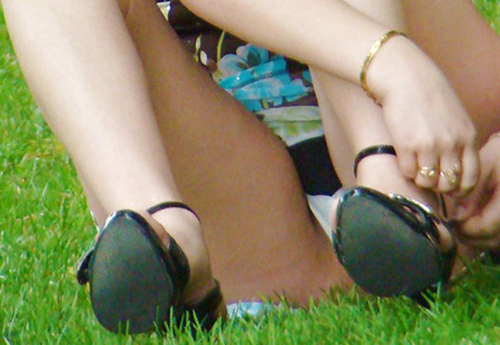 17P In The Streets 095 - Three Sexy Park Upskirts 