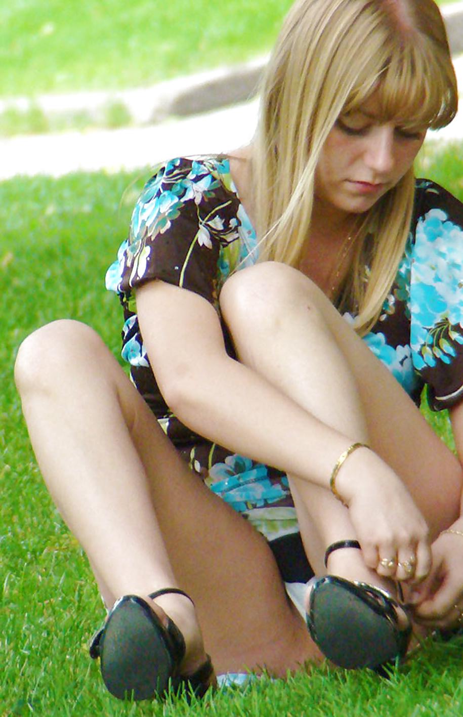 17P In The Streets 095 - Three Sexy Park Upskirts 
