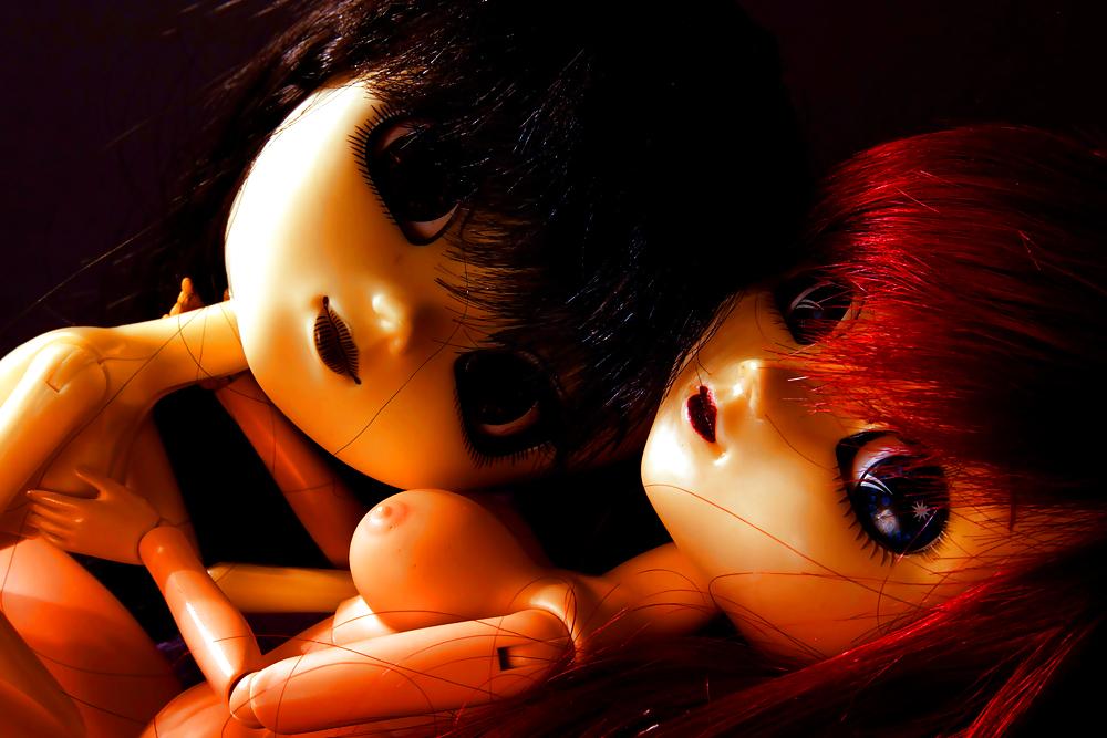 15P Lesbian Doll Girls
