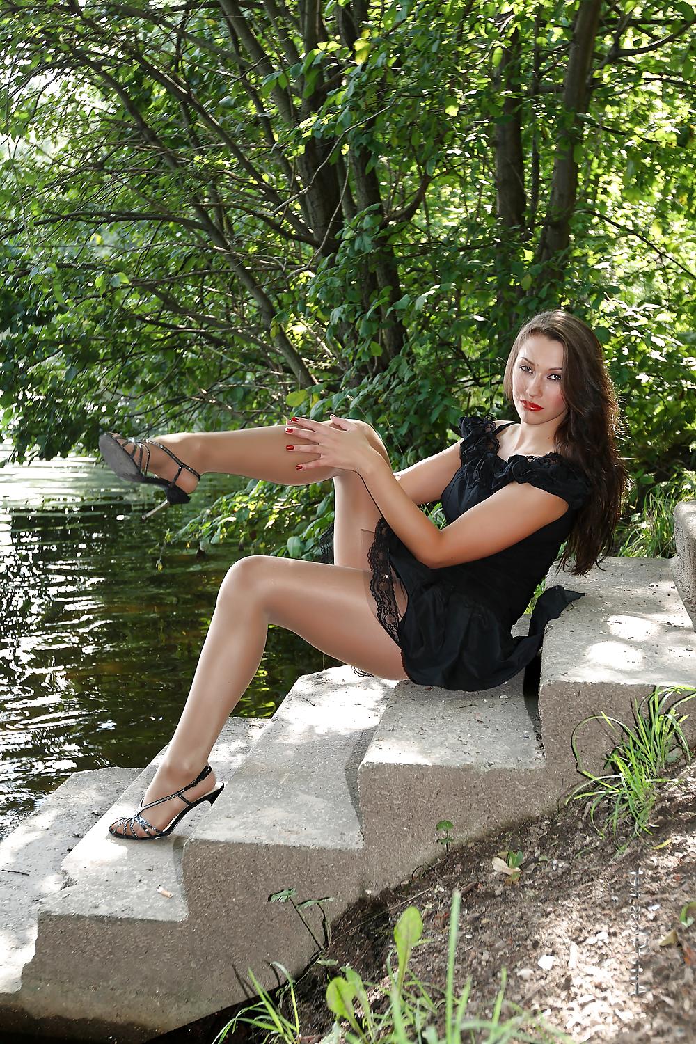 25P For pantyhose lovers