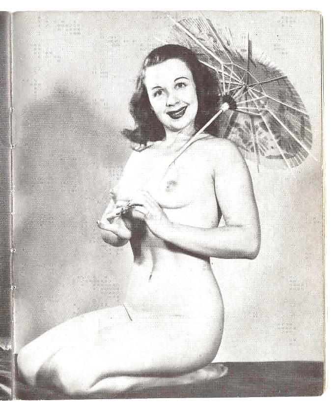 25P Vintage Magazines Hollywood Models Of The Month No 02