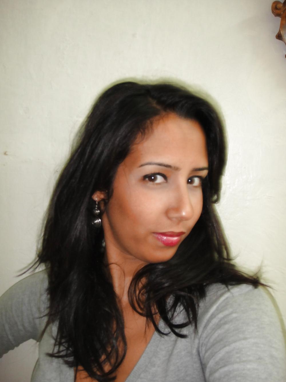 19P Arab ex girl friend