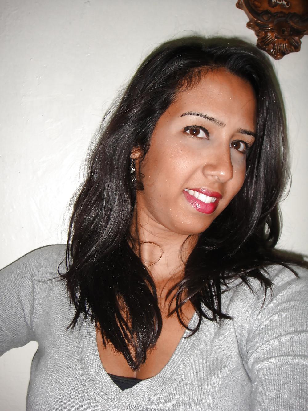 19P Arab ex girl friend