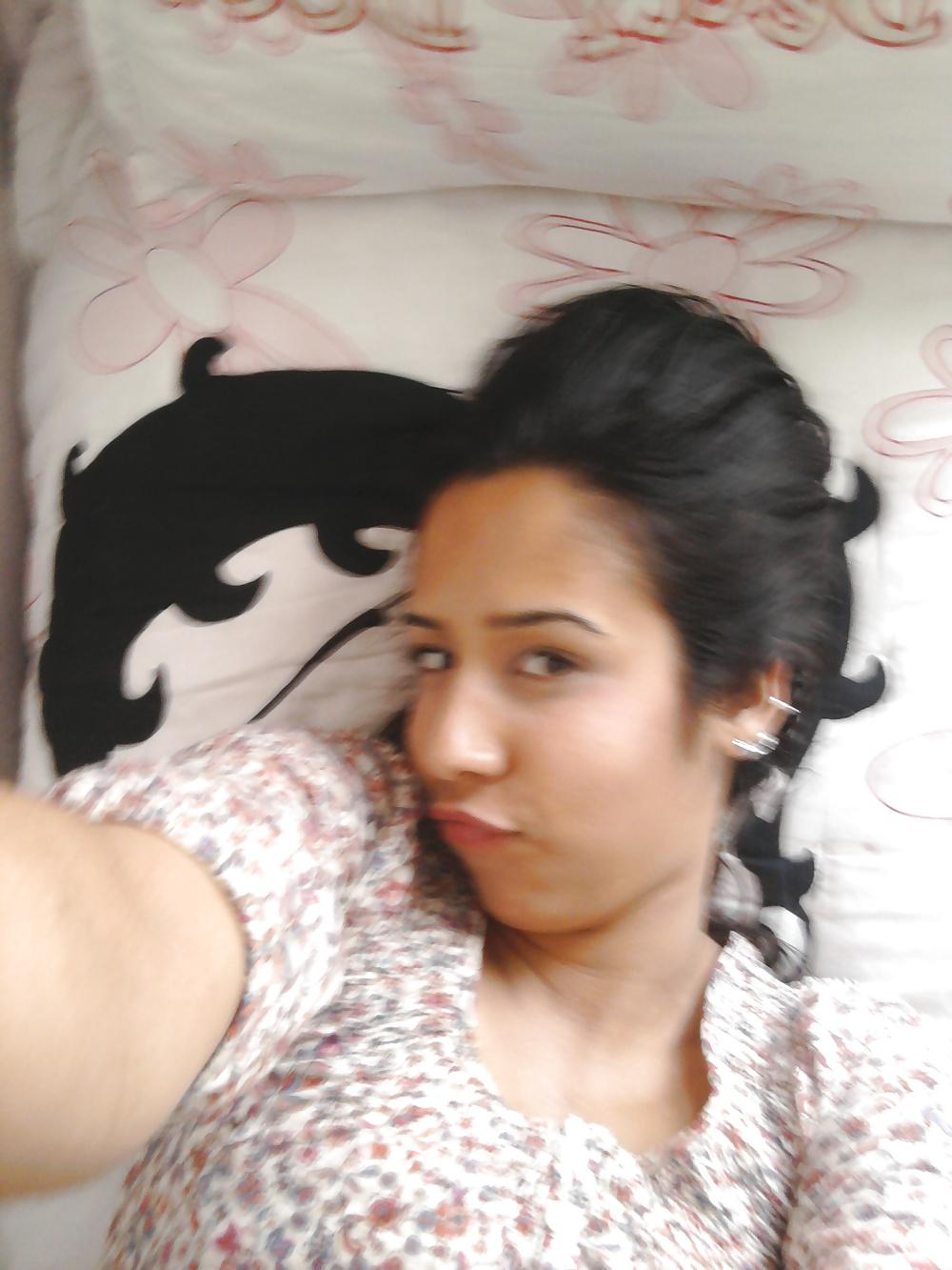 19P Arab ex girl friend