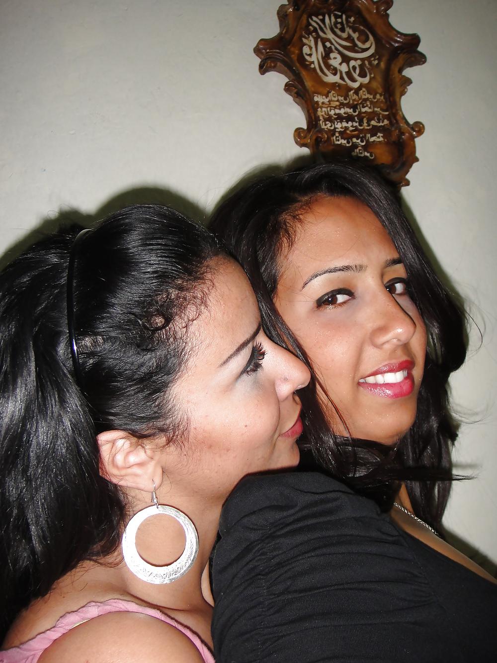 19P Arab ex girl friend