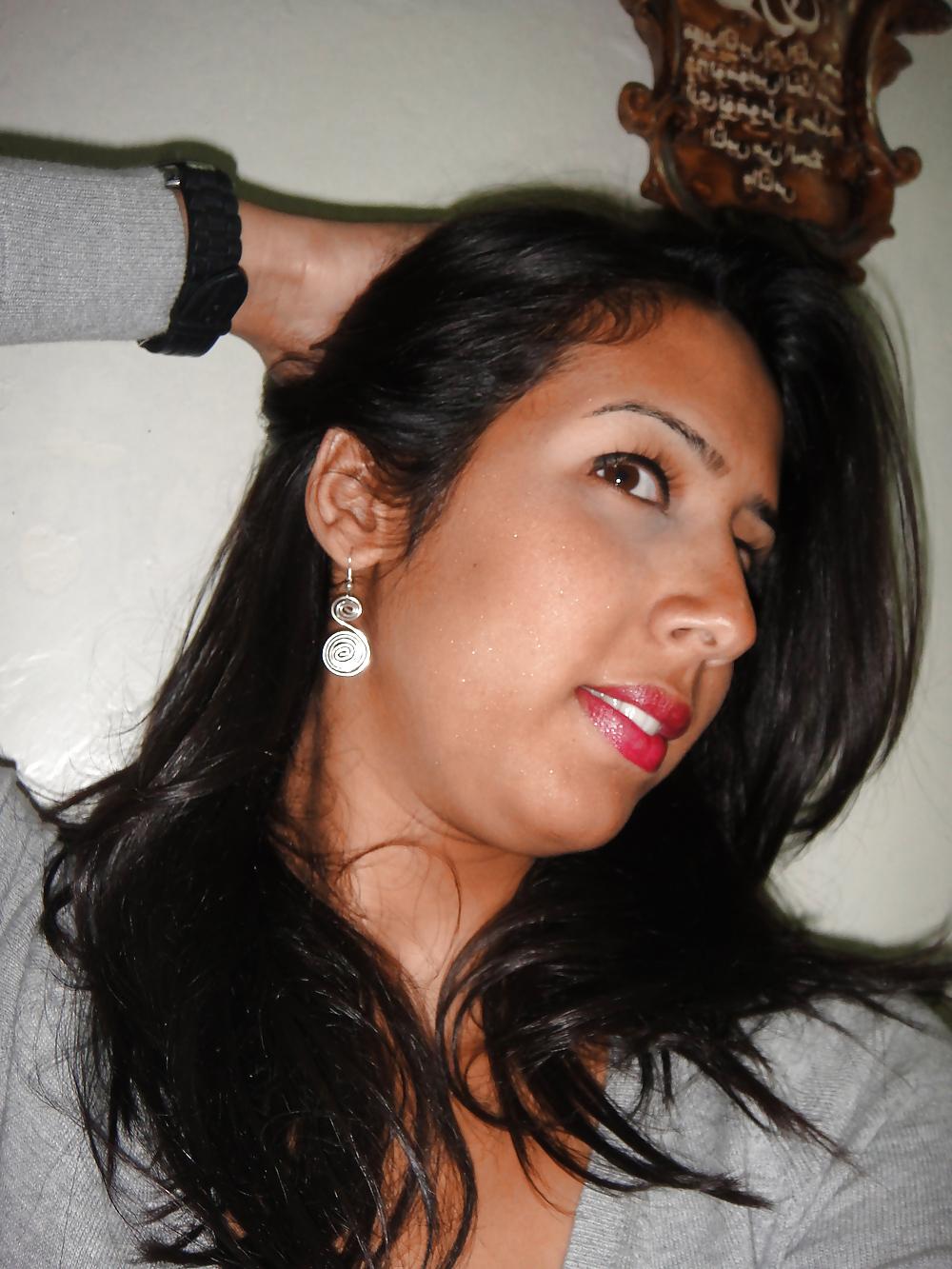 19P Arab ex girl friend