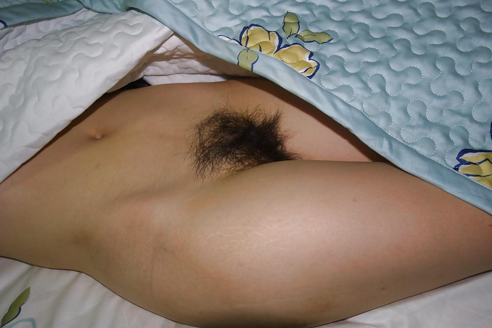 5P Sneaky pics of korean friend
