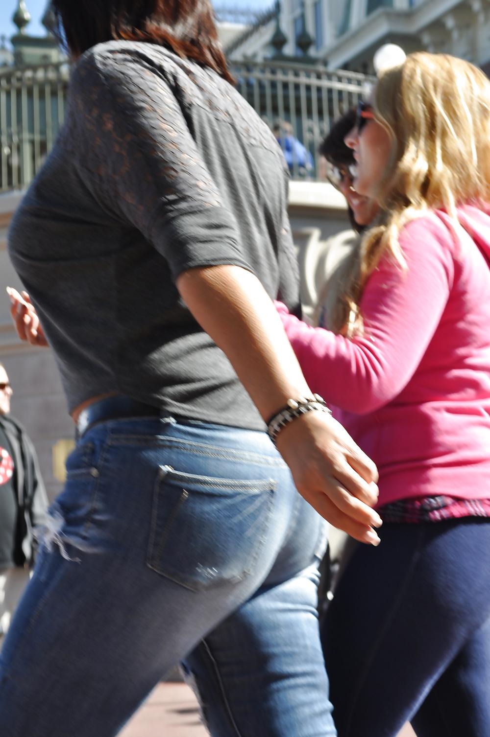 17P Creeping at Disney - Three Asses
