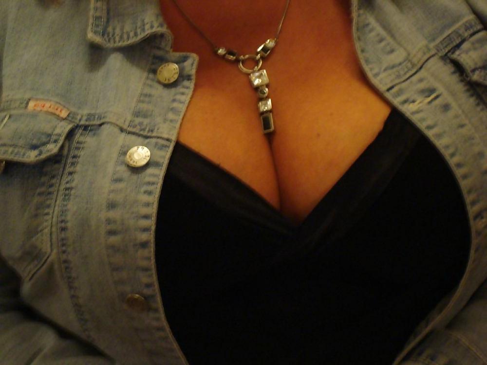 25P My mom naughty friend