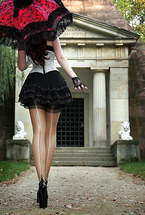 25P Gothic VI