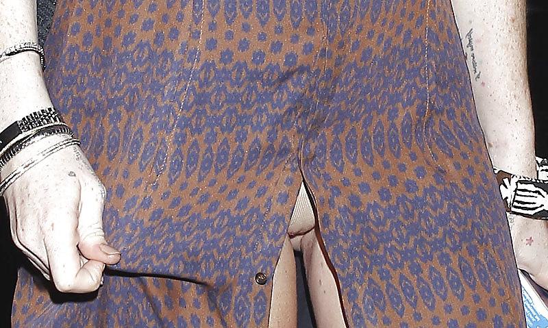 9P LINDSAY LOHAN WET PANTIES AND CAMELTOE