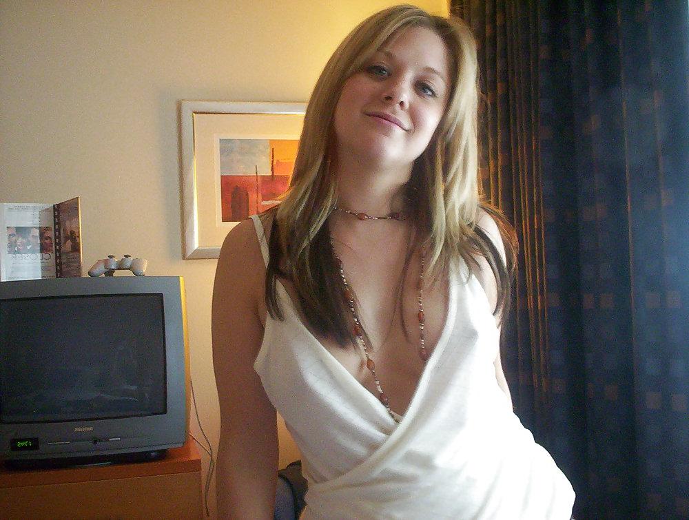 25P Photographing Girlfriends Tits on Holiday