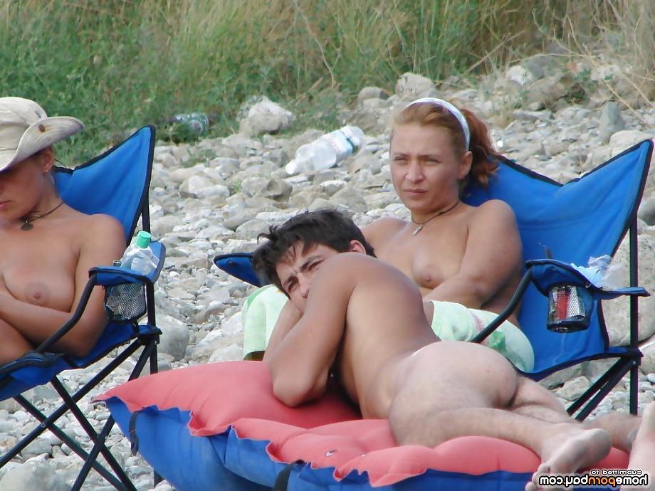 23P Pics from the nudist beach
