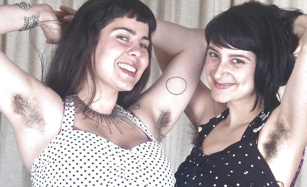 22P Hairy armpits - pits 06 - Love is in the hair