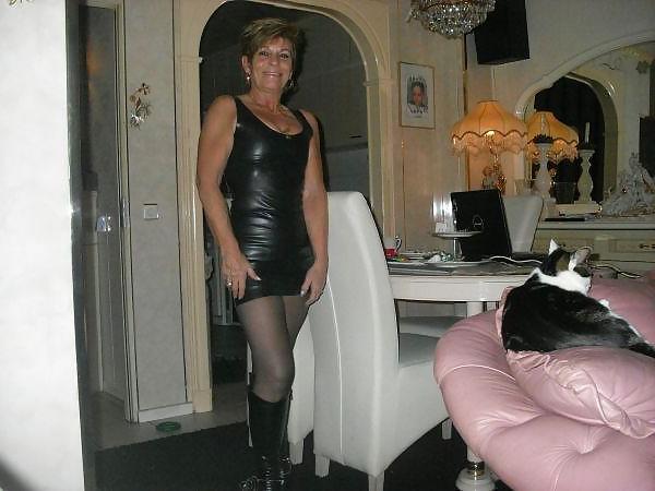 14P Dutch older slut
