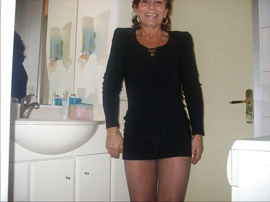 14P Dutch older slut