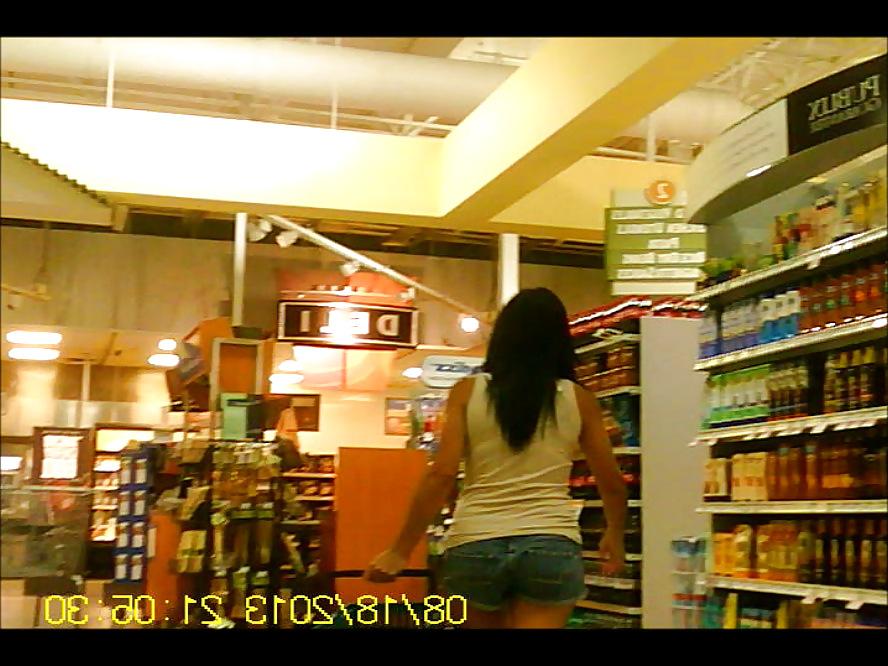 9P Short Teen Walking By