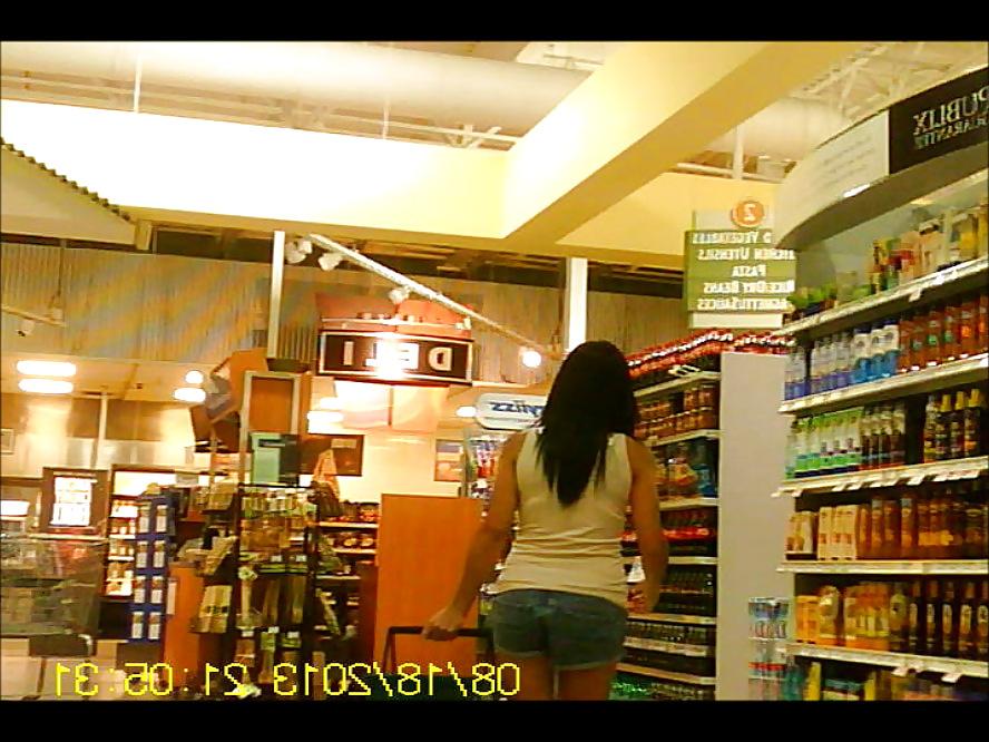 9P Short Teen Walking By