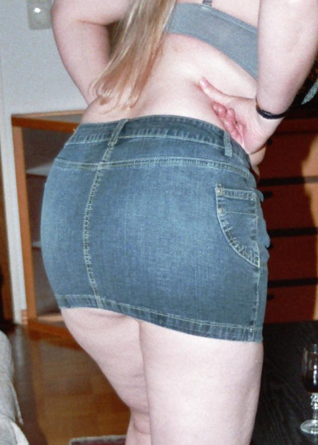 10P SAG - Wife's Hot Body In Short Tight Slinky Denim Skirt 12