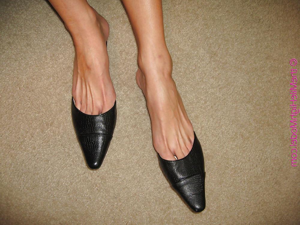 25P Mikayla Miles feet!