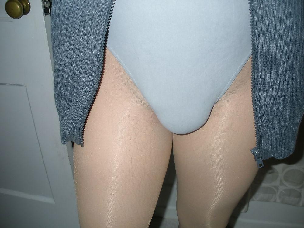 25P I love bodysuits and leotards with pantyhose