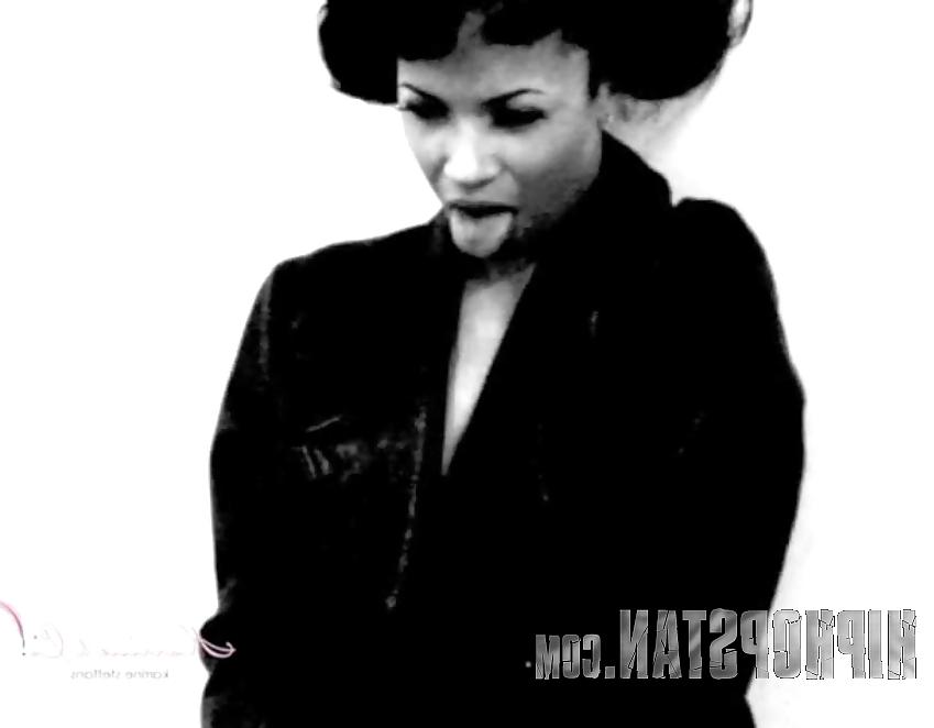 11P Karrine Steffans STRIPS Completely BUTT-NAKED!!! 