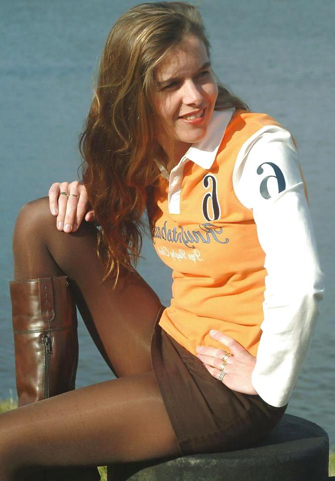 17P How would you fuck Dutch mom ?
