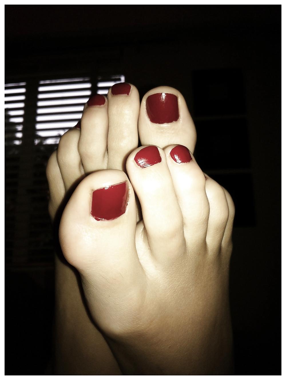 4P Jackie's Beautiful Feet and Long Toes.