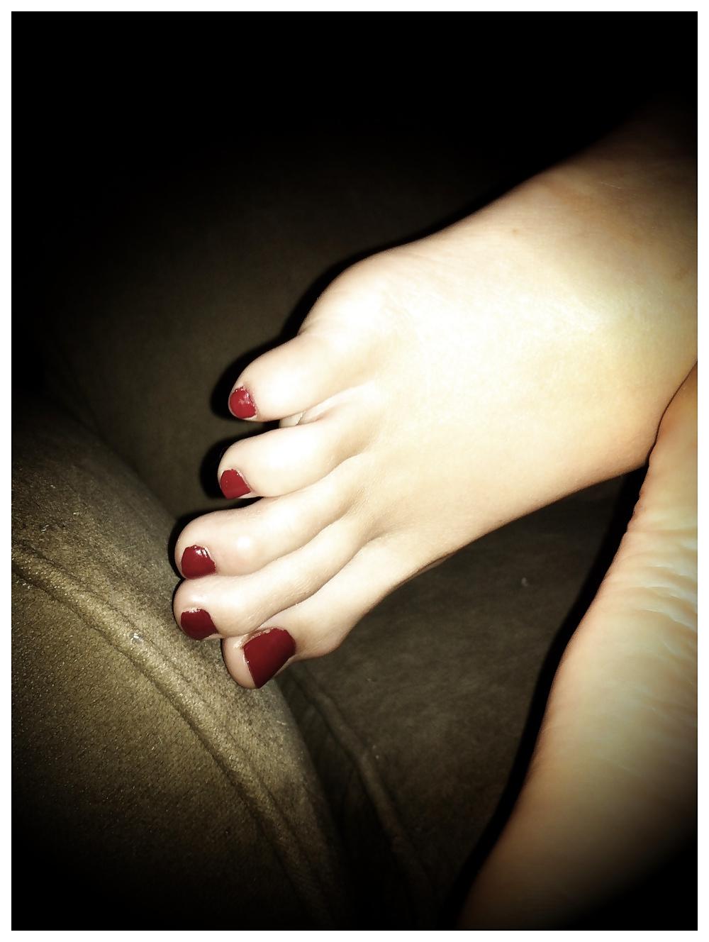 4P Jackie's Beautiful Feet and Long Toes.