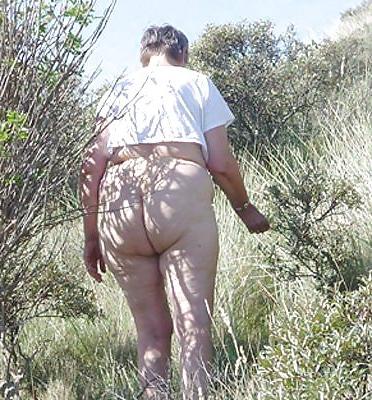 25P Grannies in holiday