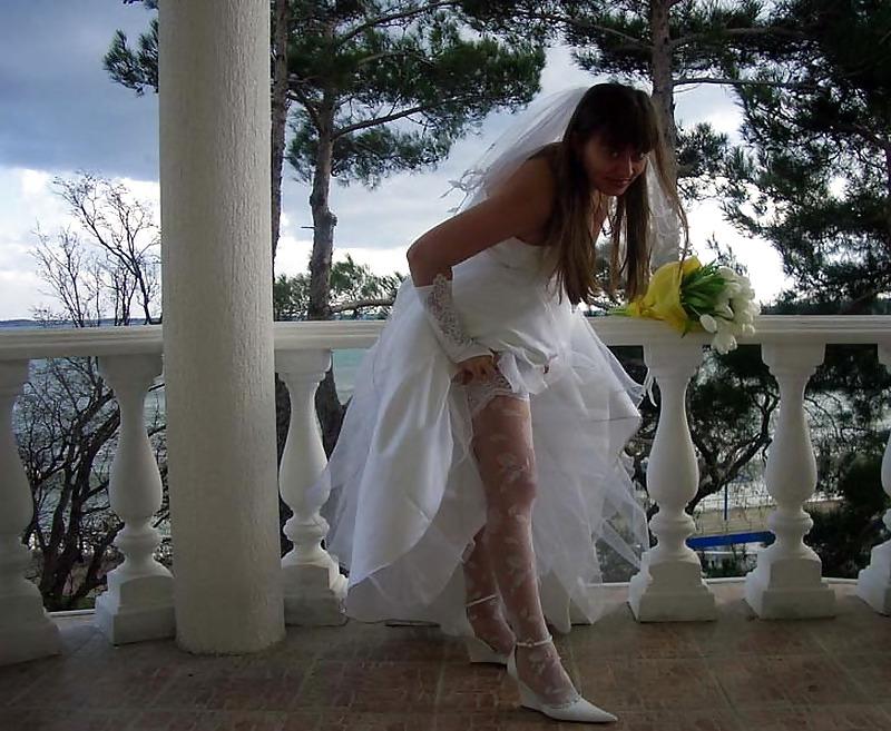 25P Here cums the Bride