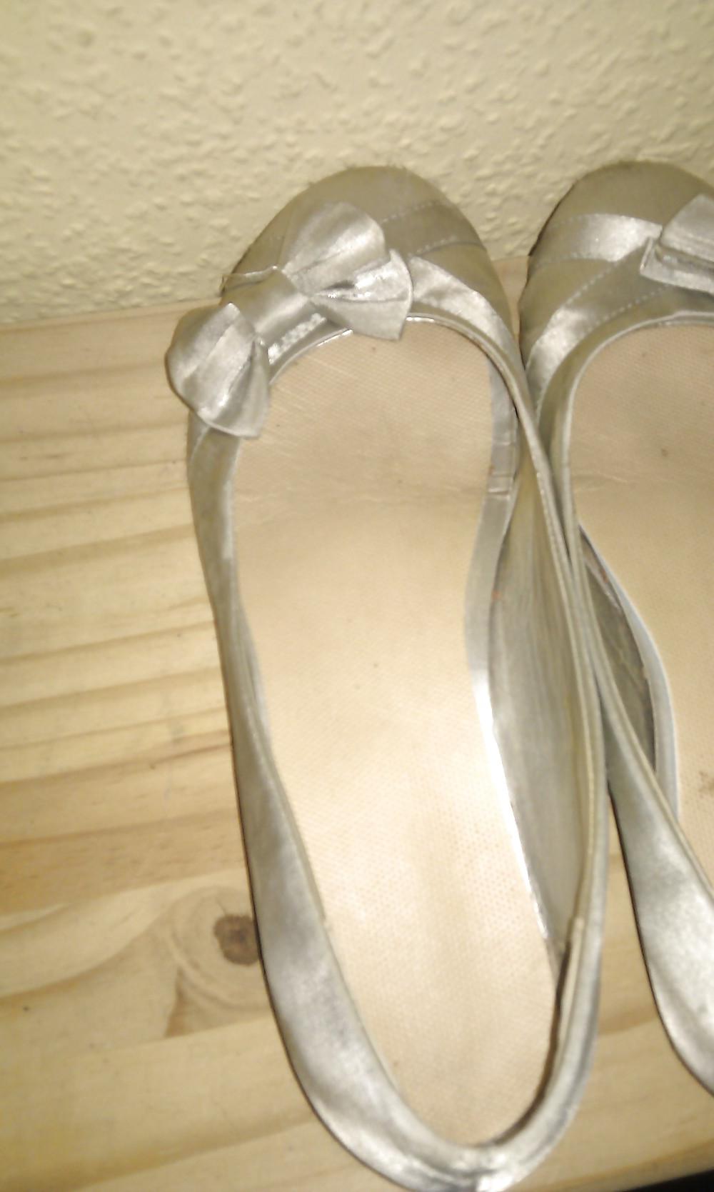 17P A friends shoe cabinet