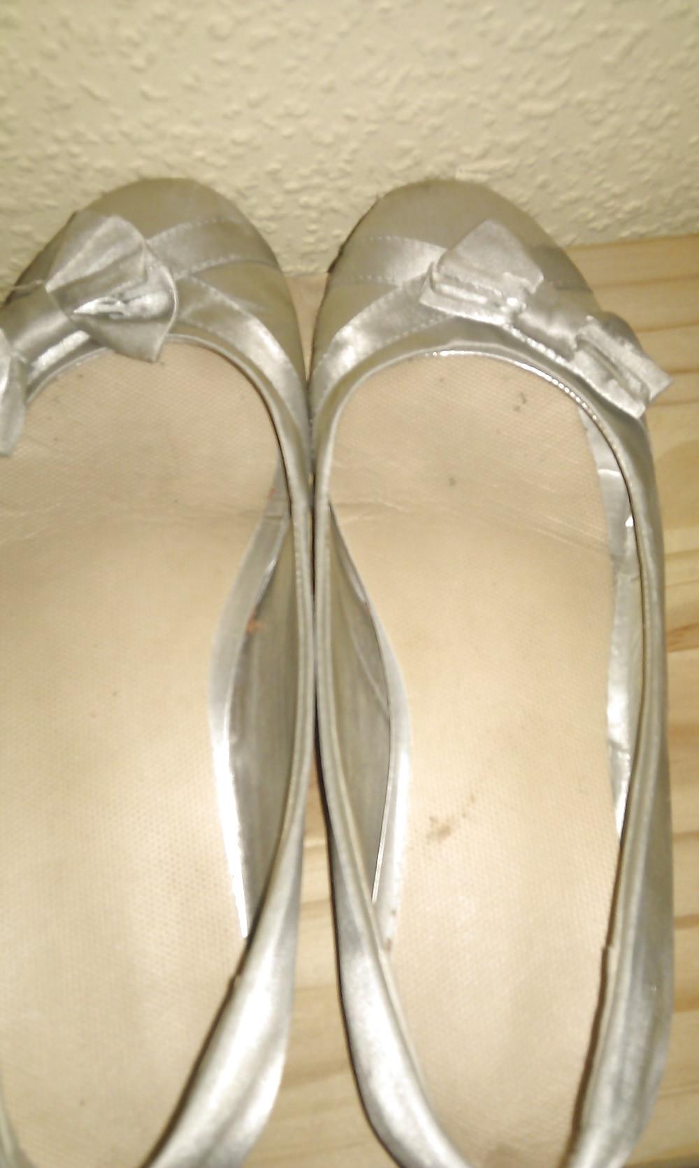 17P A friends shoe cabinet