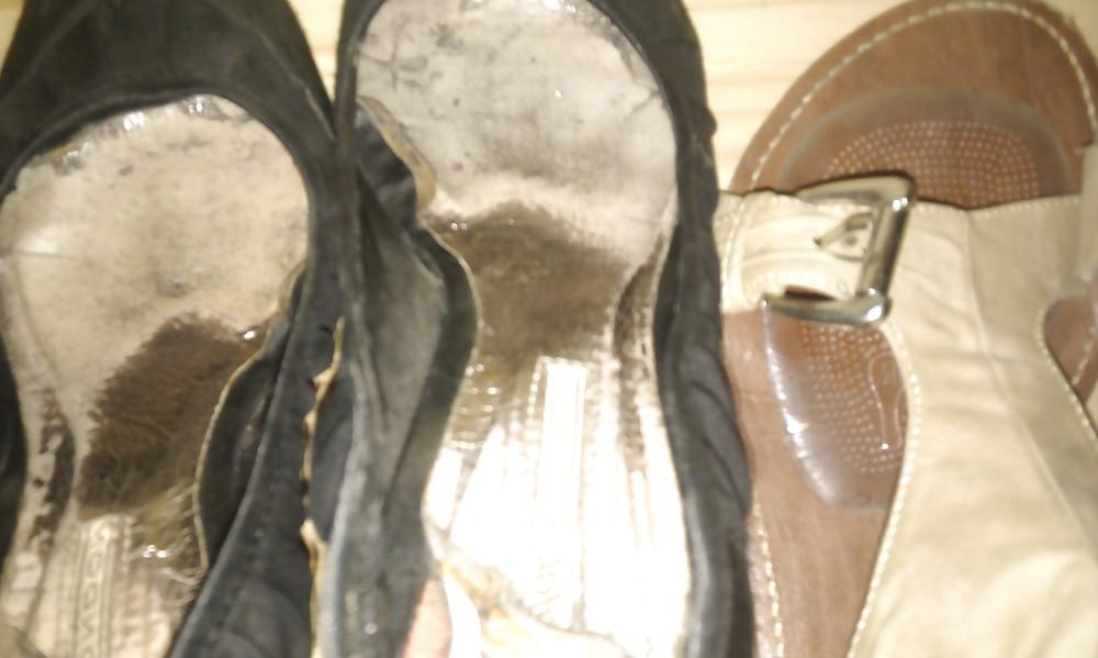 17P A friends shoe cabinet