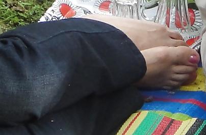 17P Iranian feet - Persian