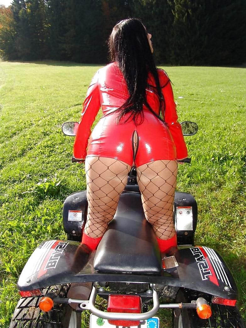 25P German milf diamond