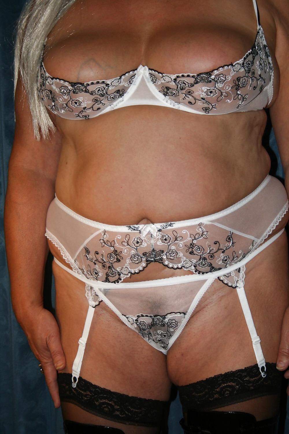 11P More new of dutch mature