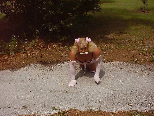 25P Fifi - taken into a public park 