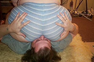 25P Facesitting Fantasies 1