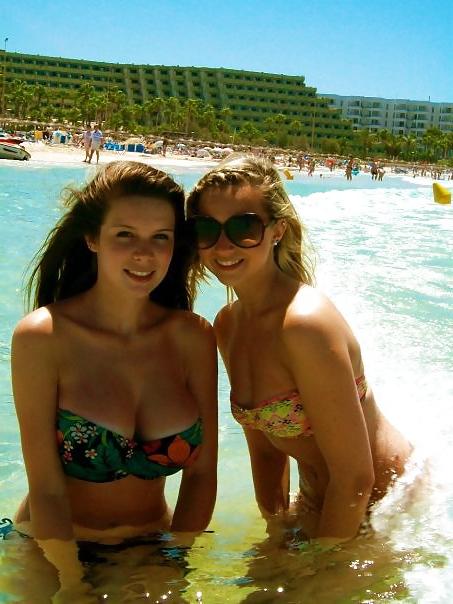 25P Facebook sluts on holiday
