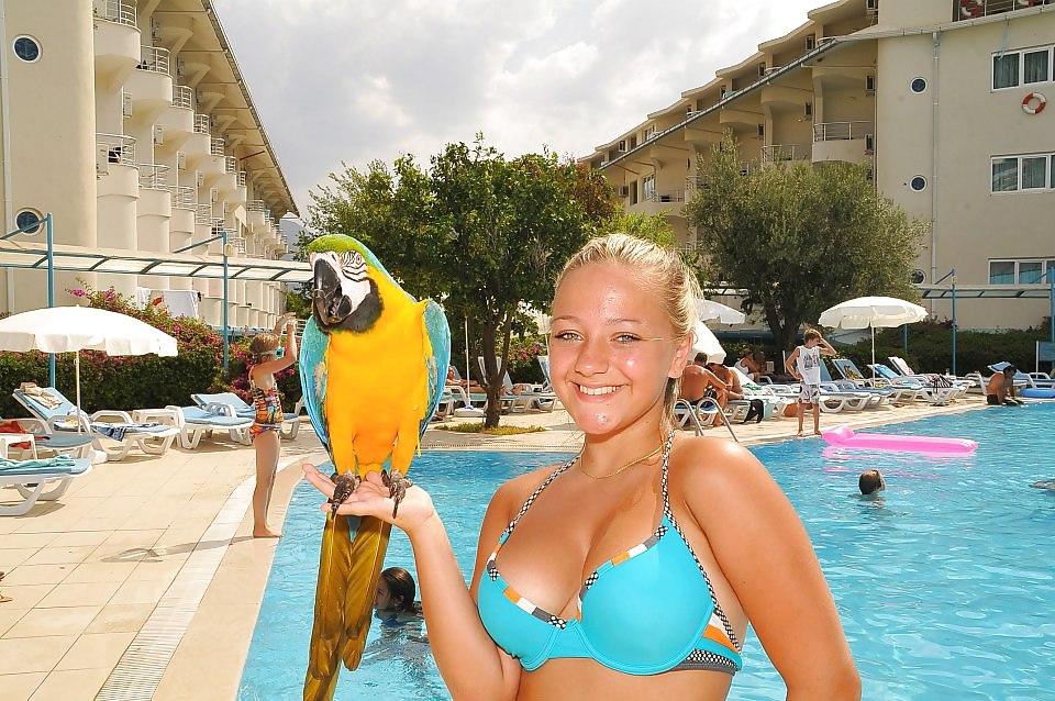 17P Amateur Dutch teen with not her mom from facebook