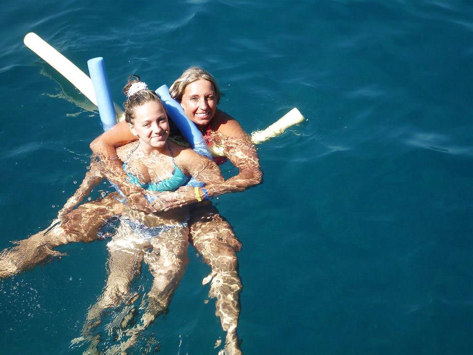 17P Amateur Dutch teen with not her mom from facebook