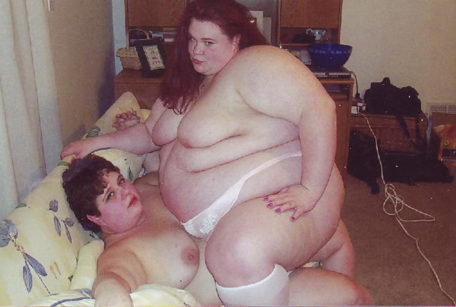 25P The girls wrestling