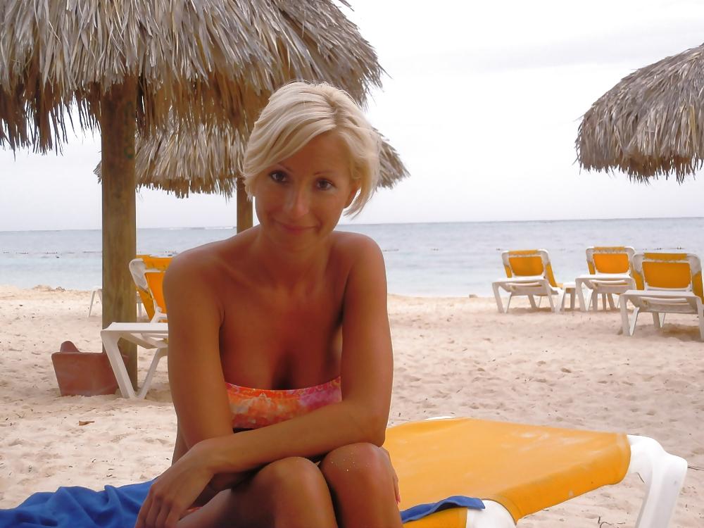 8P Yet another holiday in the Sun :)