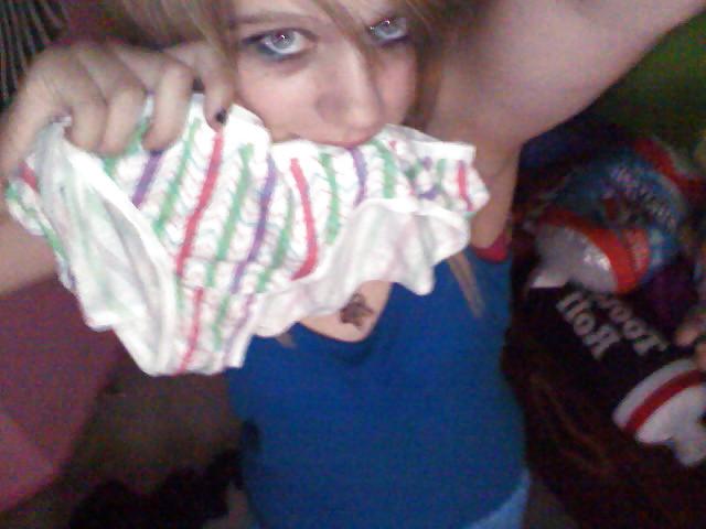 18P Amigas ensenando calzones Friend showing panties #16
