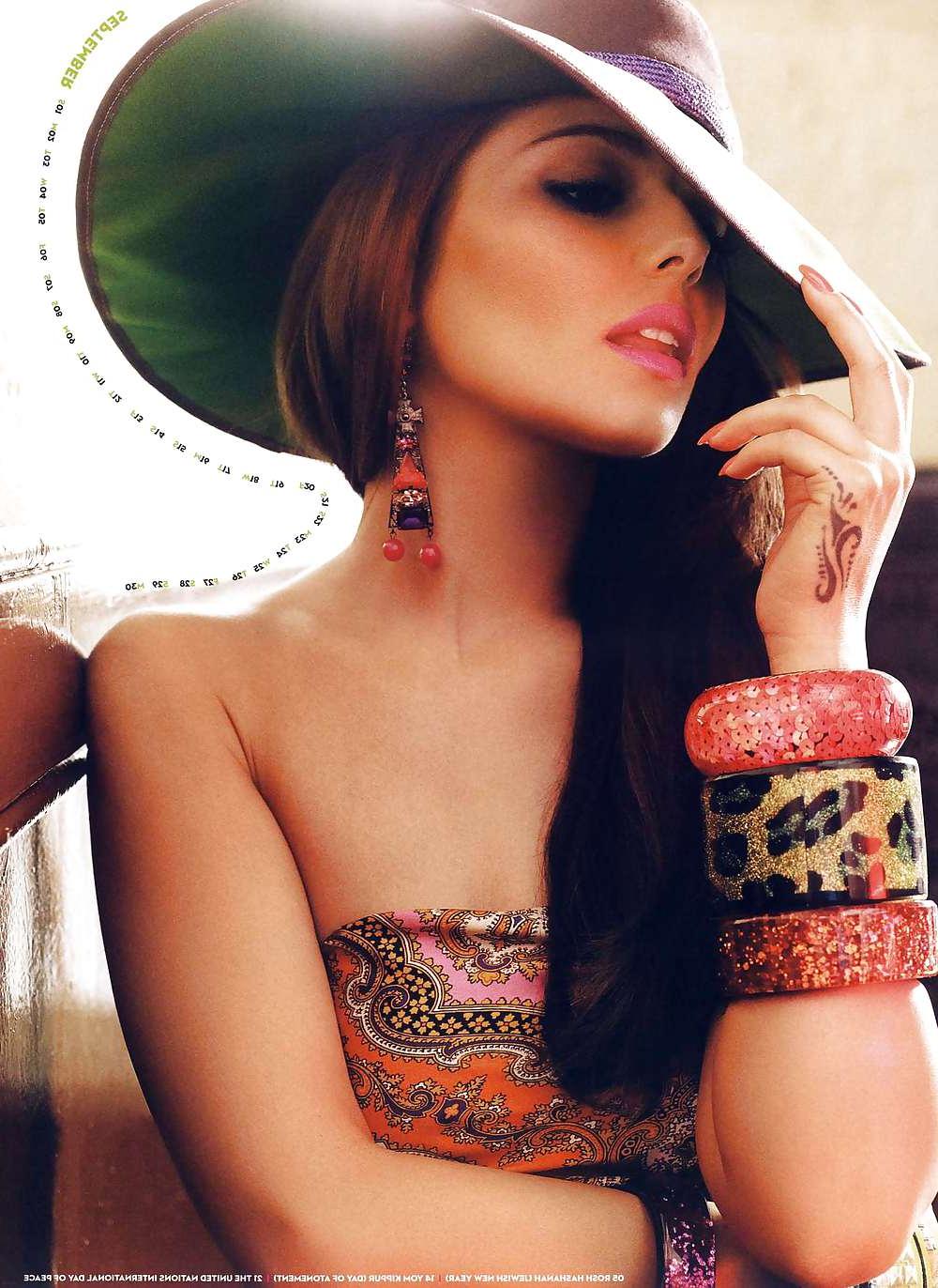 14P Cheryl cole, 2013 calendar