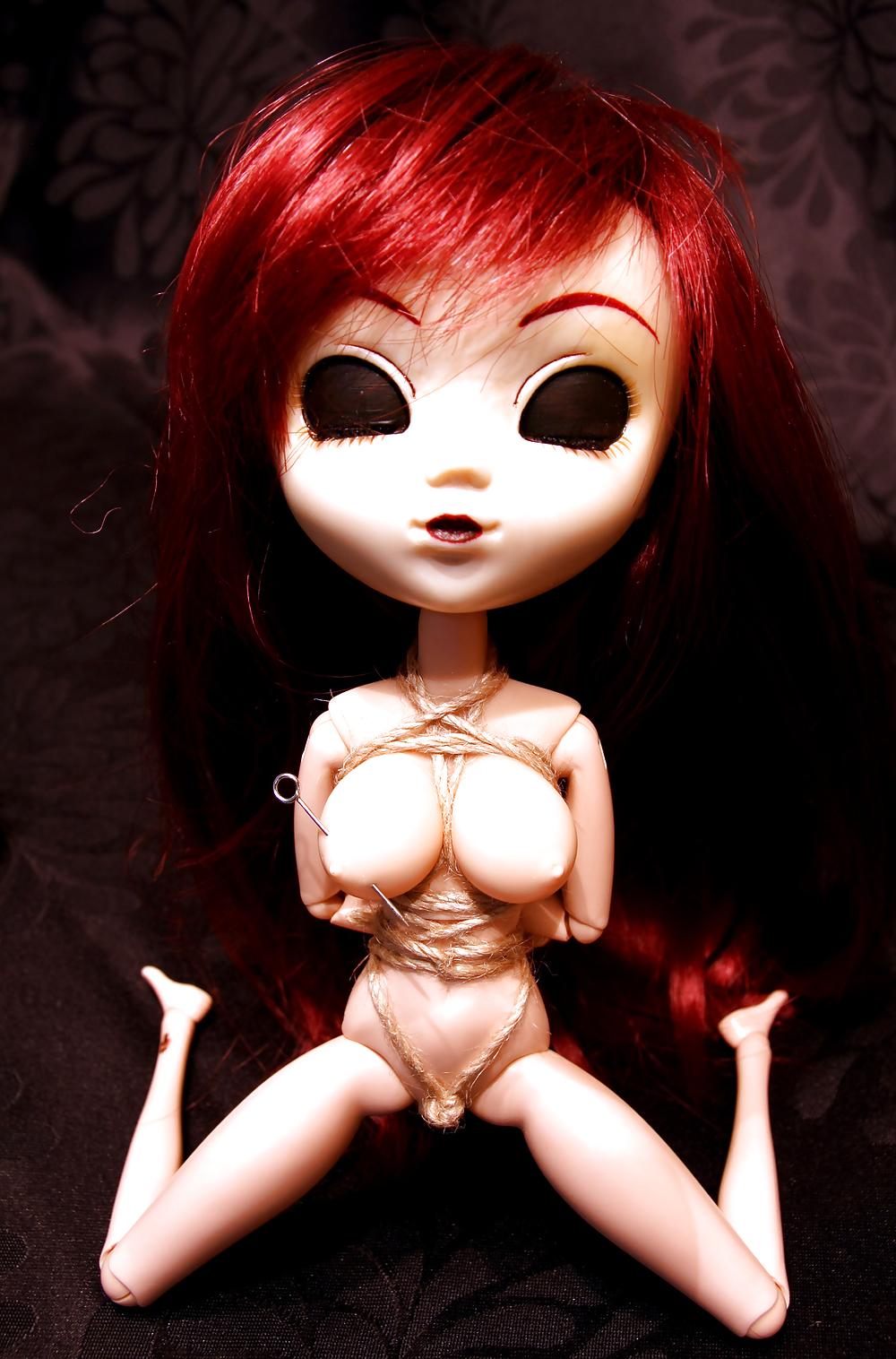 21P A little doll bondage